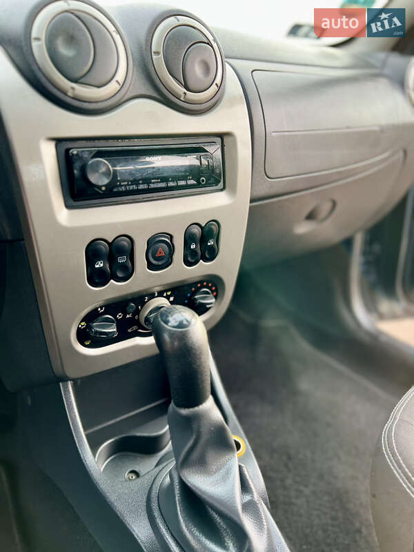 Позашляховик / Кросовер Dacia Sandero StepWay 2010 в Кролевці