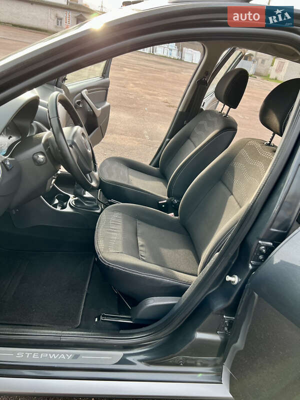 Позашляховик / Кросовер Dacia Sandero StepWay 2010 в Кролевці