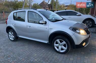Внедорожник / Кроссовер Dacia Sandero StepWay 2011 в Луцке Внедорожник / Кроссовер Dacia Sandero StepWay 2011 в Луцке