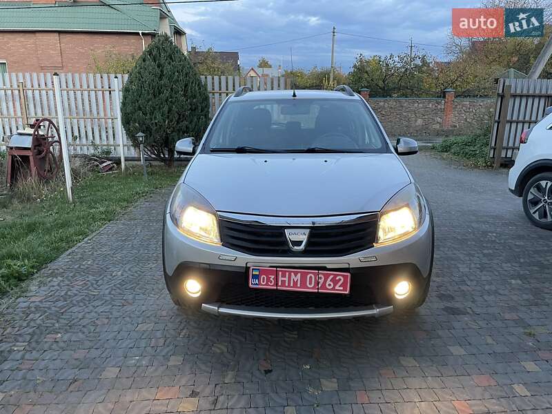 Внедорожник / Кроссовер Dacia Sandero StepWay 2011 в Луцке