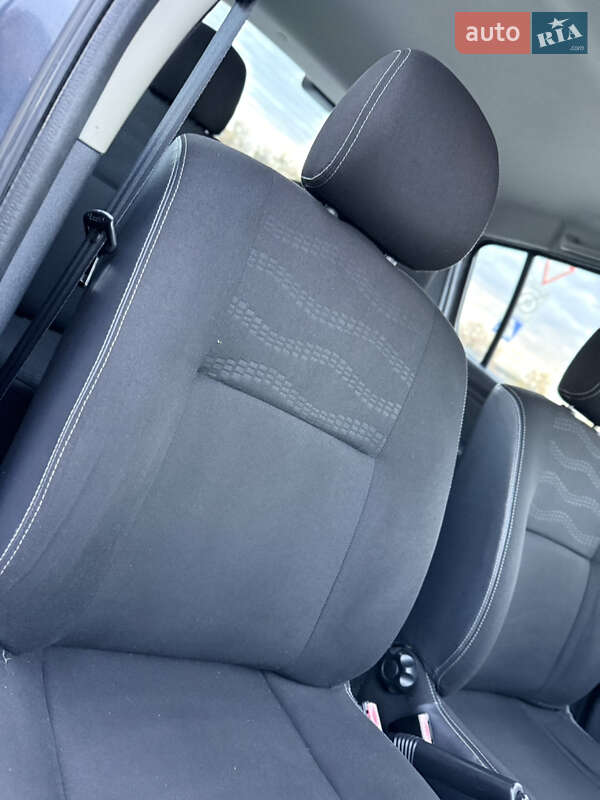 Внедорожник / Кроссовер Dacia Sandero StepWay 2010 в Владимире фото 87 Внедорожник / Кроссовер Dacia Sandero StepWay 2010 в Владимире