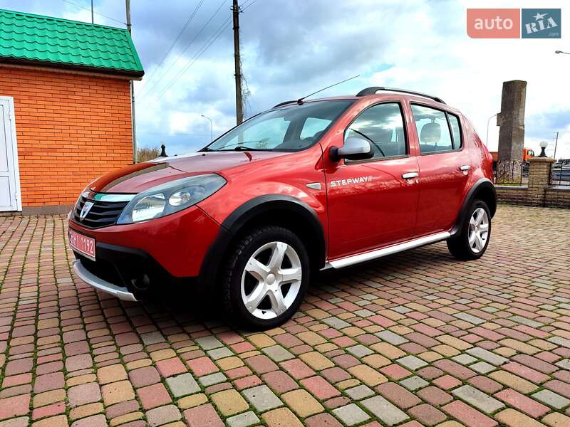 Внедорожник / Кроссовер Dacia Sandero StepWay 2011 в Хороле фото 9 Внедорожник / Кроссовер Dacia Sandero StepWay 2011 в Хороле