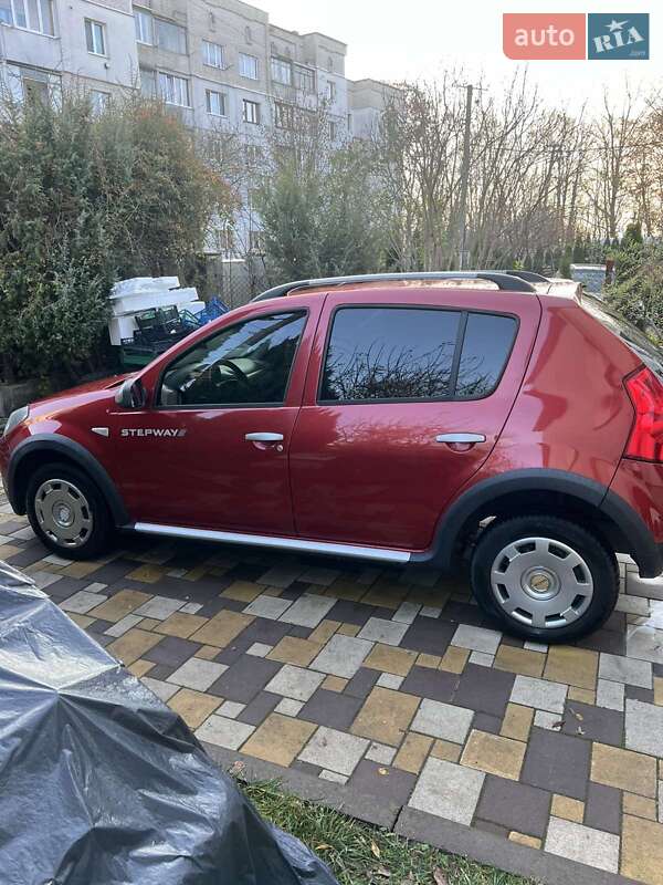 Внедорожник / Кроссовер Dacia Sandero StepWay 2011 в Львове