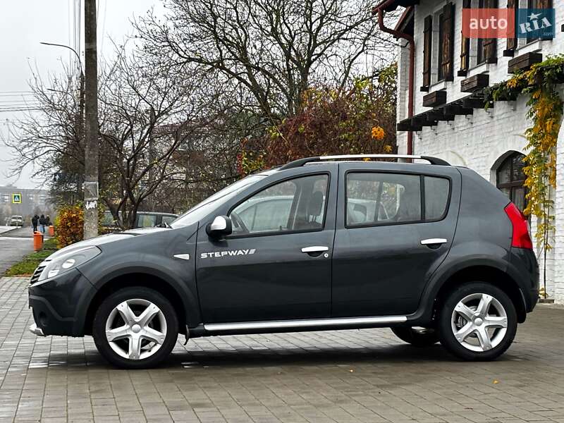 Позашляховик / Кросовер Dacia Sandero StepWay 2012 в Красилові фото 33 Позашляховик / Кросовер Dacia Sandero StepWay 2012 в Красилові