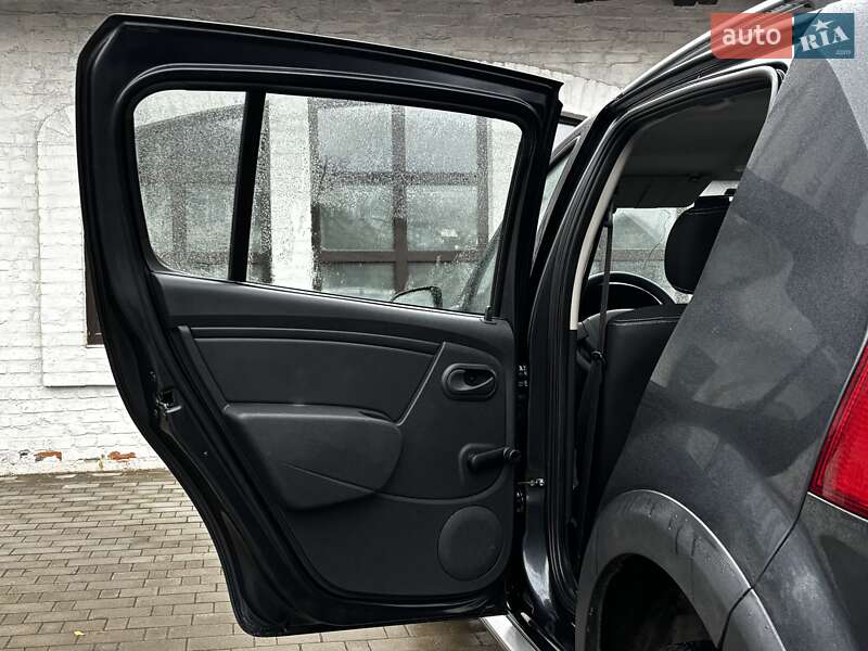 Позашляховик / Кросовер Dacia Sandero StepWay 2012 в Красилові фото 72 Позашляховик / Кросовер Dacia Sandero StepWay 2012 в Красилові