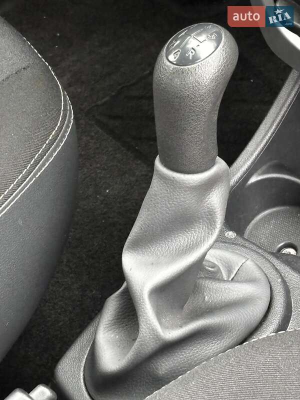 Позашляховик / Кросовер Dacia Sandero StepWay 2012 в Красилові фото 95 Позашляховик / Кросовер Dacia Sandero StepWay 2012 в Красилові