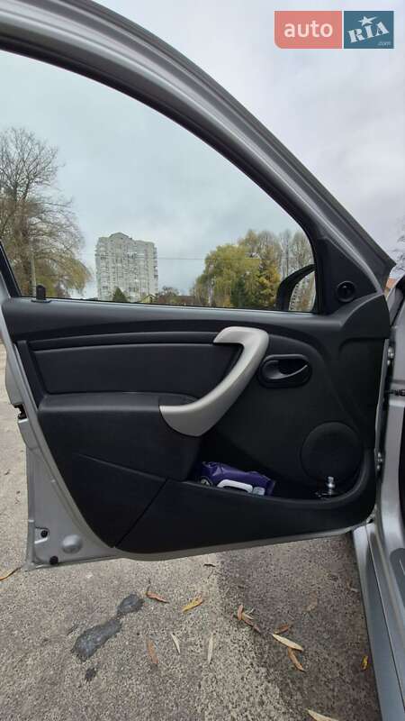 Позашляховик / Кросовер Dacia Sandero StepWay 2009 в Києві фото 15 Позашляховик / Кросовер Dacia Sandero StepWay 2009 в Києві