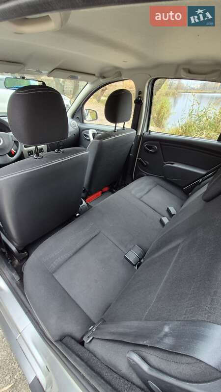 Позашляховик / Кросовер Dacia Sandero StepWay 2009 в Києві фото 19 Позашляховик / Кросовер Dacia Sandero StepWay 2009 в Києві