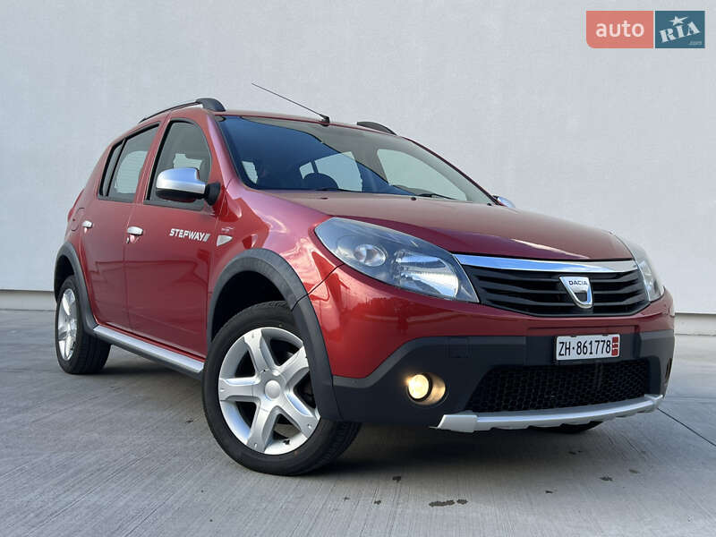 Позашляховик / Кросовер Dacia Sandero StepWay 2012 в Луцьку