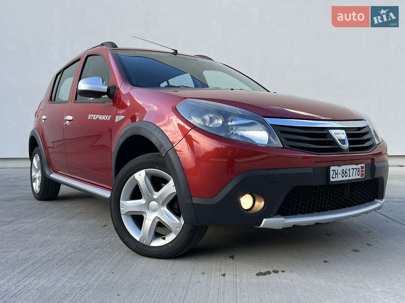 Позашляховик / Кросовер Dacia Sandero StepWay 2012 в Луцьку