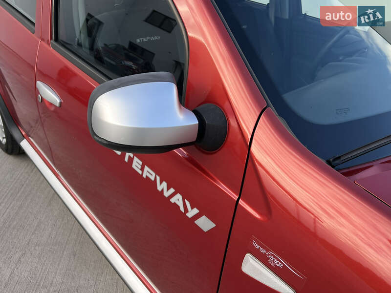 Позашляховик / Кросовер Dacia Sandero StepWay 2012 в Луцьку