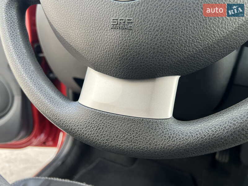 Позашляховик / Кросовер Dacia Sandero StepWay 2012 в Луцьку