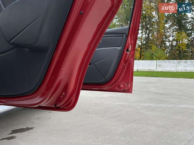 Позашляховик / Кросовер Dacia Sandero StepWay 2012 в Луцьку