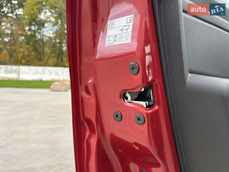 Позашляховик / Кросовер Dacia Sandero StepWay 2012 в Луцьку