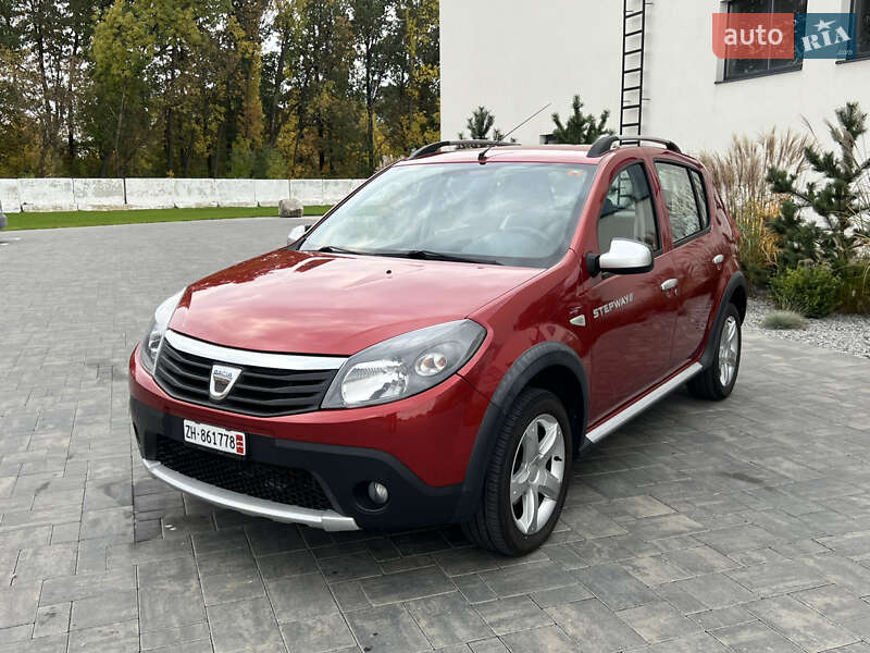 Позашляховик / Кросовер Dacia Sandero StepWay 2012 в Луцьку