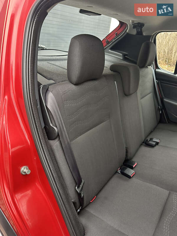 Внедорожник / Кроссовер Dacia Sandero StepWay 2011 в Хороле фото 11 Внедорожник / Кроссовер Dacia Sandero StepWay 2011 в Хороле