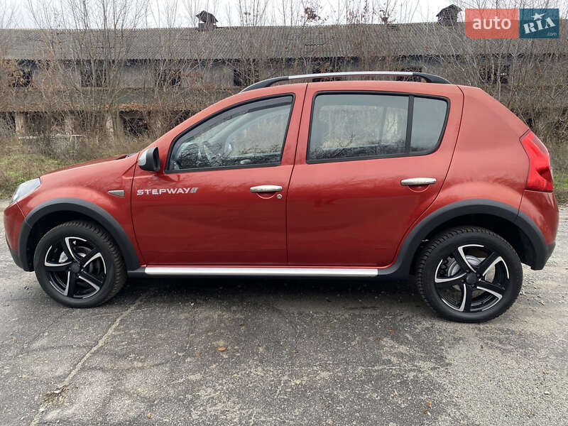 Позашляховик / Кросовер Dacia Sandero StepWay 2011 в Хоролі фото 7 Позашляховик / Кросовер Dacia Sandero StepWay 2011 в Хоролі