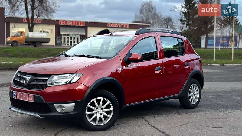 Позашляховик / Кросовер Dacia Sandero StepWay 2013 в Гадячі