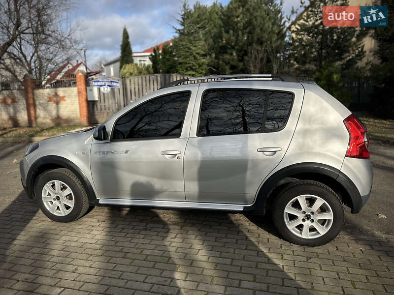 Внедорожник / Кроссовер Dacia Sandero StepWay 2012 в Сумах фото 7 Внедорожник / Кроссовер Dacia Sandero StepWay 2012 в Сумах