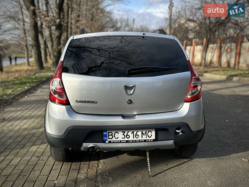 Внедорожник / Кроссовер Dacia Sandero StepWay 2012 в Сумах фото 11 Внедорожник / Кроссовер Dacia Sandero StepWay 2012 в Сумах