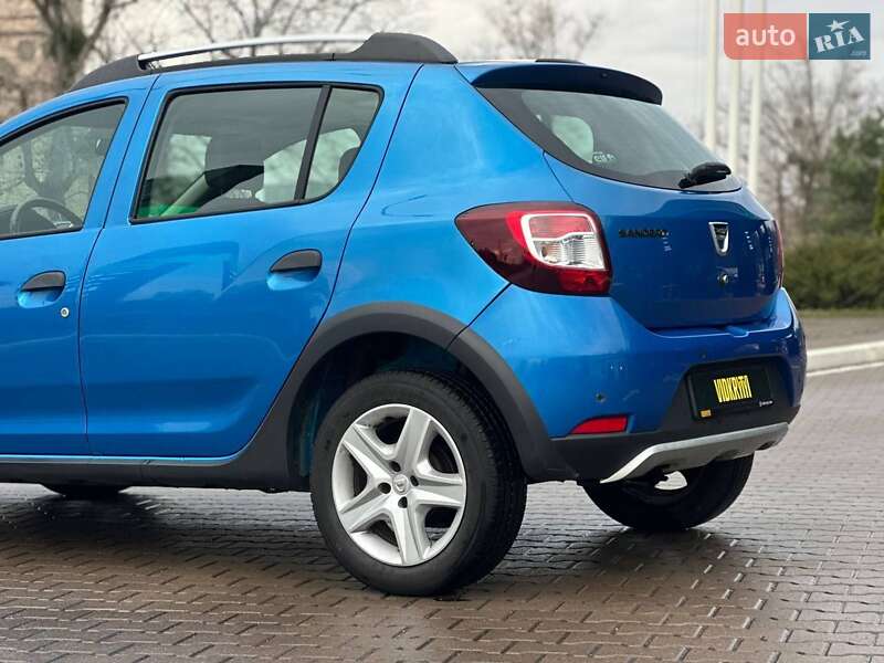 Позашляховик / Кросовер Dacia Sandero StepWay 2013 в Києві фото 10 Позашляховик / Кросовер Dacia Sandero StepWay 2013 в Києві