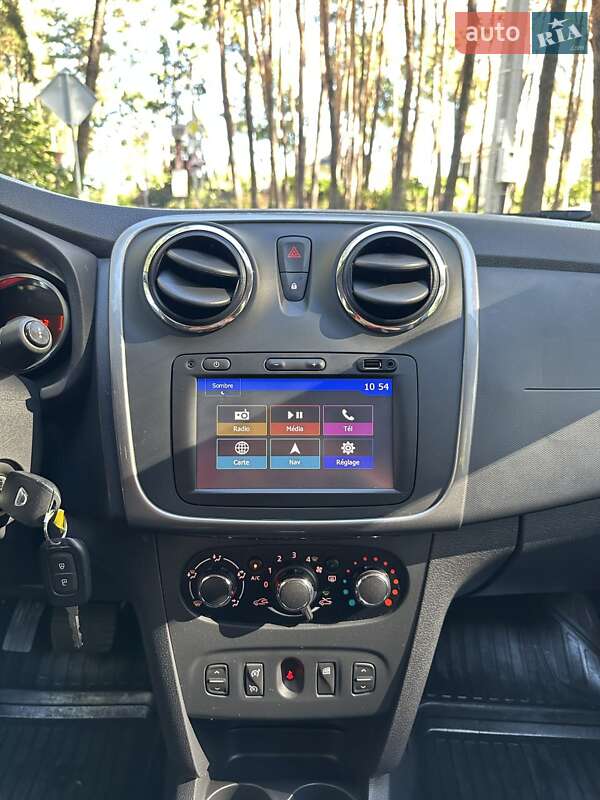 Позашляховик / Кросовер Dacia Sandero StepWay 2016 в Білогородці