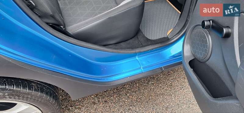 Внедорожник / Кроссовер Dacia Sandero StepWay 2015 в Новоархангельске