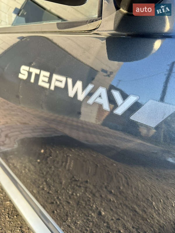 Позашляховик / Кросовер Dacia Sandero StepWay 2010 в Хоролі