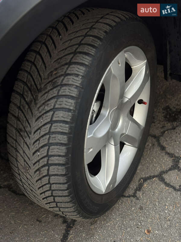 Позашляховик / Кросовер Dacia Sandero StepWay 2011 в Умані фото 27 Позашляховик / Кросовер Dacia Sandero StepWay 2011 в Умані