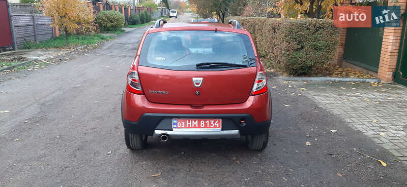 Позашляховик / Кросовер Dacia Sandero StepWay 2012 в Чернігові