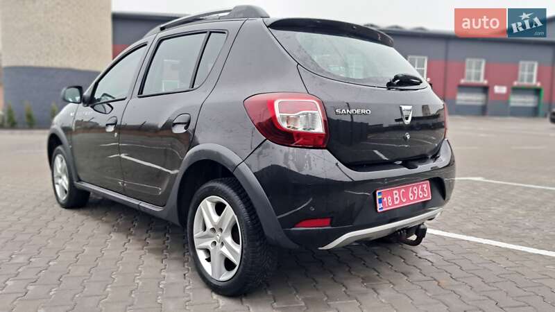 Внедорожник / Кроссовер Dacia Sandero StepWay 2013 в Дубно