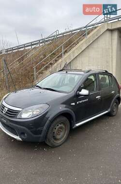 Позашляховик / Кросовер Dacia Sandero StepWay 2010 в Любешові