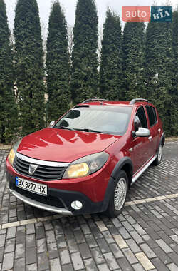 Позашляховик / Кросовер Dacia Sandero StepWay 2011 в Шепетівці