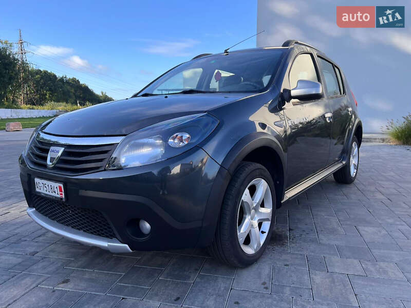 Dacia Sandero StepWay 2011