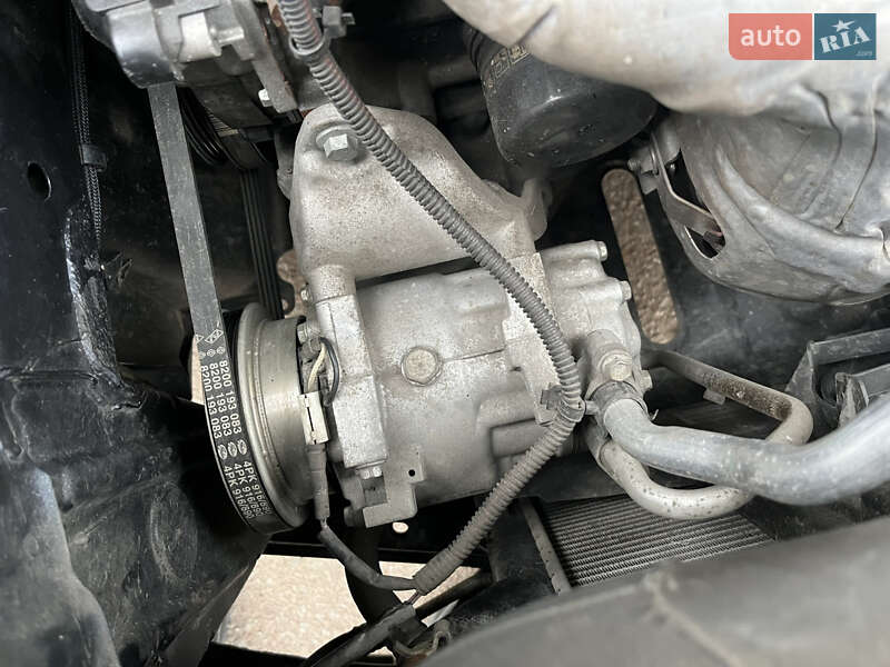 Внедорожник / Кроссовер Dacia Sandero StepWay 2011 в Радивилове фото 39 Внедорожник / Кроссовер Dacia Sandero StepWay 2011 в Радивилове