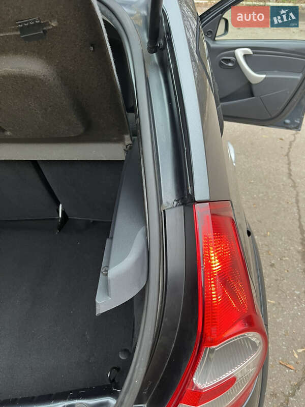 Внедорожник / Кроссовер Dacia Sandero StepWay 2011 в Радивилове фото 44 Внедорожник / Кроссовер Dacia Sandero StepWay 2011 в Радивилове