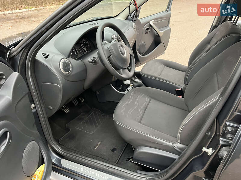 Внедорожник / Кроссовер Dacia Sandero StepWay 2011 в Радивилове фото 103 Внедорожник / Кроссовер Dacia Sandero StepWay 2011 в Радивилове
