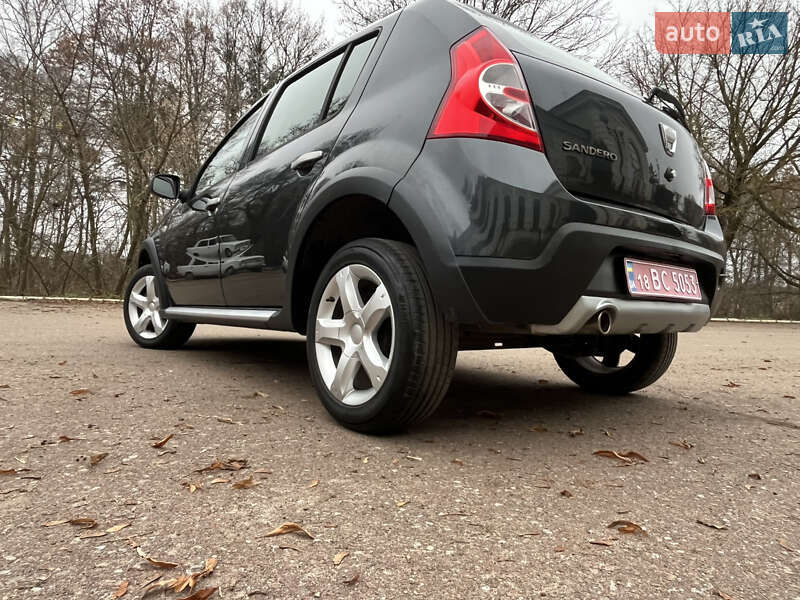 Внедорожник / Кроссовер Dacia Sandero StepWay 2011 в Радивилове фото 168 Внедорожник / Кроссовер Dacia Sandero StepWay 2011 в Радивилове