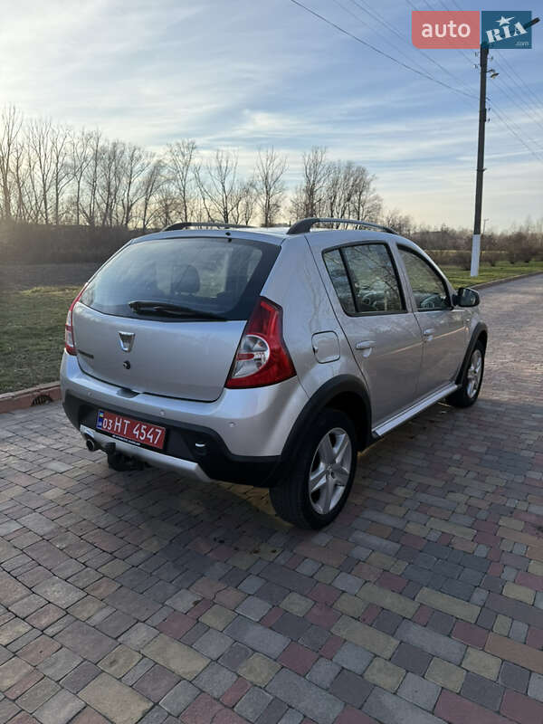 Внедорожник / Кроссовер Dacia Sandero StepWay 2012 в Миргороде фото 8 Внедорожник / Кроссовер Dacia Sandero StepWay 2012 в Миргороде