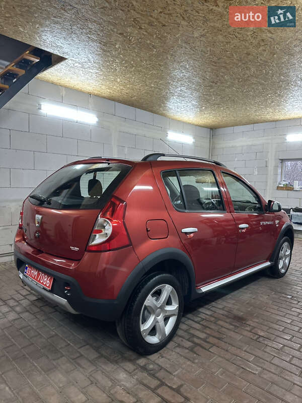 Позашляховик / Кросовер Dacia Sandero StepWay 2011 в Хоролі