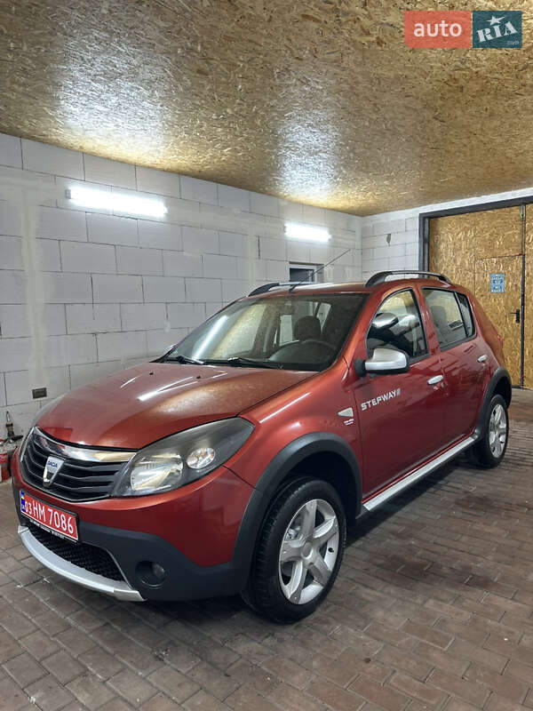 Позашляховик / Кросовер Dacia Sandero StepWay 2011 в Хоролі