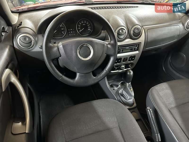 Позашляховик / Кросовер Dacia Sandero StepWay 2011 в Хоролі