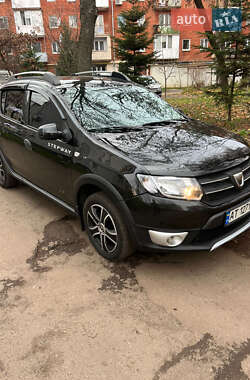 Внедорожник / Кроссовер Dacia Sandero StepWay 2013 в Ивано-Франковске