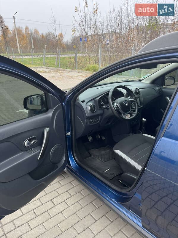 Внедорожник / Кроссовер Dacia Sandero StepWay 2017 в Дубно