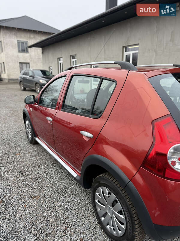 Внедорожник / Кроссовер Dacia Sandero StepWay 2011 в Луцке фото 22 Внедорожник / Кроссовер Dacia Sandero StepWay 2011 в Луцке