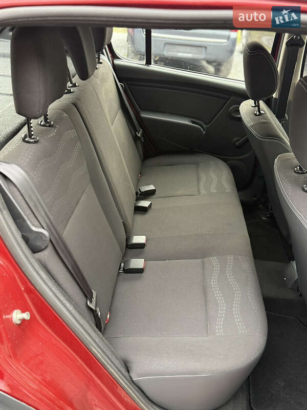 Внедорожник / Кроссовер Dacia Sandero StepWay 2011 в Луцке фото 88 Внедорожник / Кроссовер Dacia Sandero StepWay 2011 в Луцке