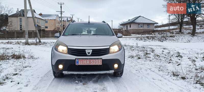 Внедорожник / Кроссовер Dacia Sandero StepWay 2011 в Ровно
