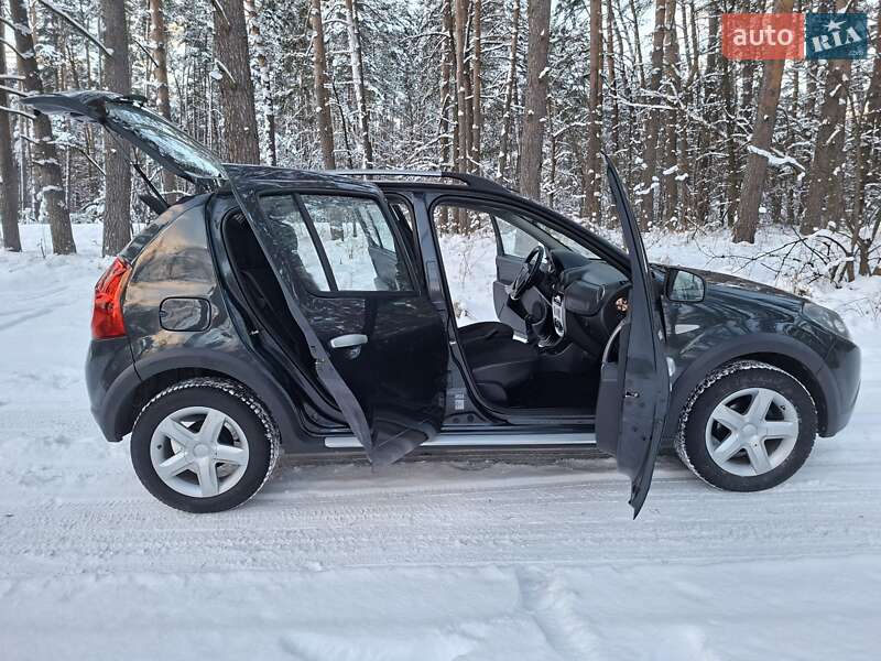 Внедорожник / Кроссовер Dacia Sandero StepWay 2010 в Кролевце фото 30 Внедорожник / Кроссовер Dacia Sandero StepWay 2010 в Кролевце