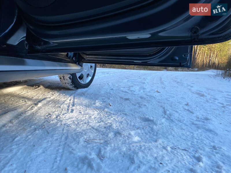 Внедорожник / Кроссовер Dacia Sandero StepWay 2012 в Радивилове фото 85 Внедорожник / Кроссовер Dacia Sandero StepWay 2012 в Радивилове