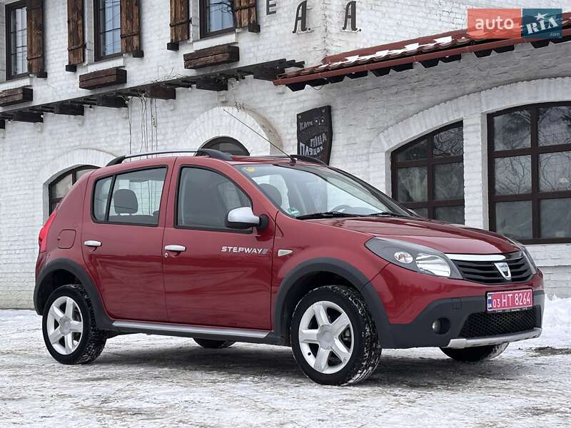 Позашляховик / Кросовер Dacia Sandero StepWay 2010 в Красилові фото 45 Позашляховик / Кросовер Dacia Sandero StepWay 2010 в Красилові